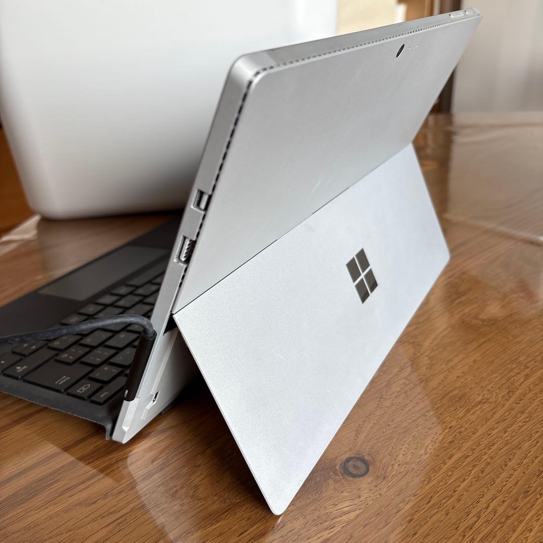 Microsoft Surface Pro4 タイプカバー付き
