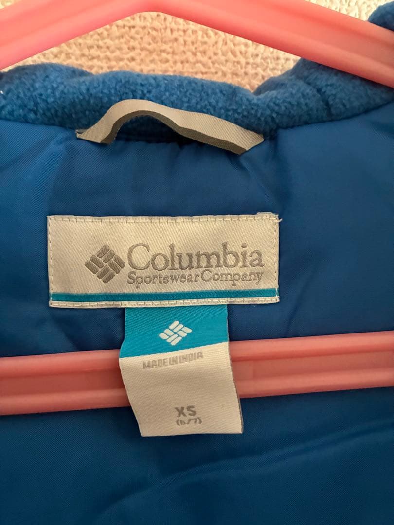 新品未使用品 Columbia 子ども用スノーボードウェアセット120 男女兼用