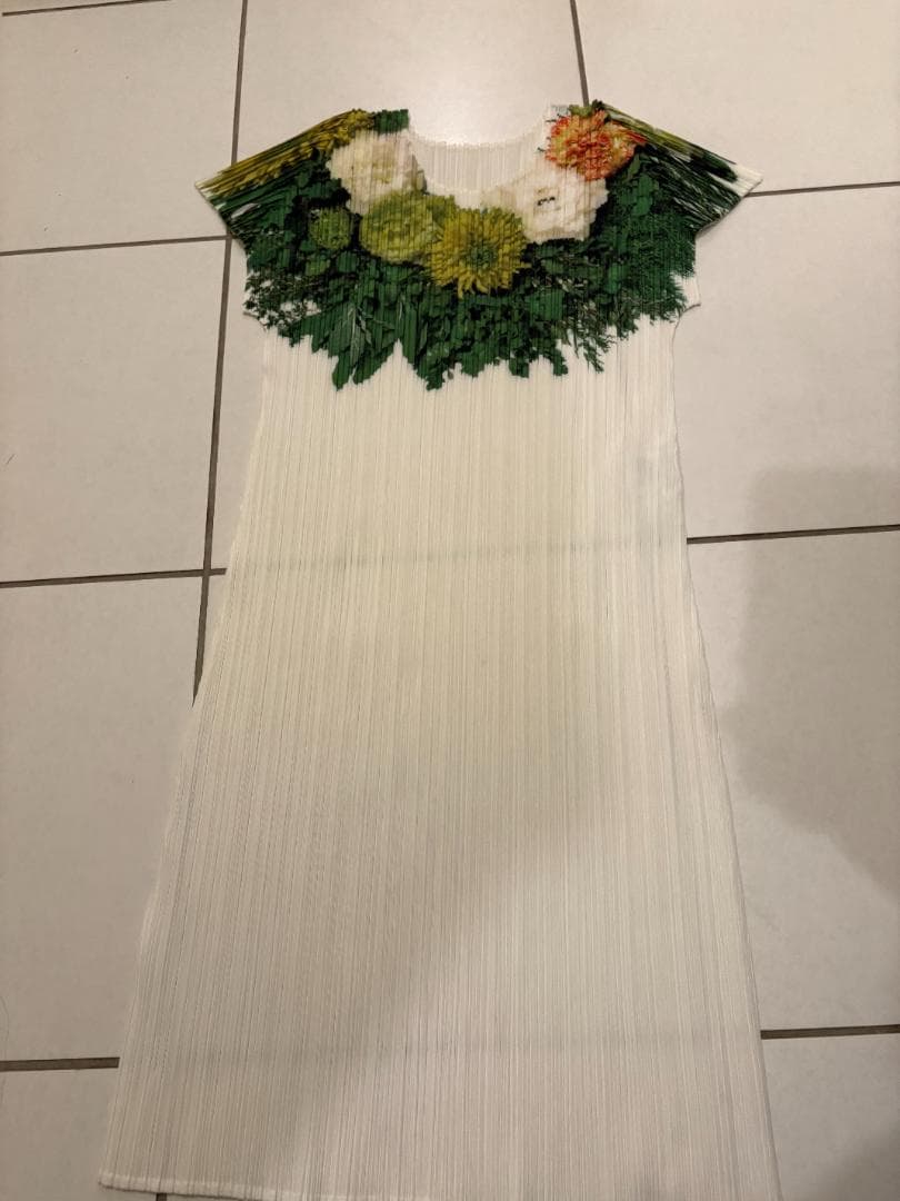 PLEATS PLEASE プリーツプリーズ PP11-JT802 サイズ３美品