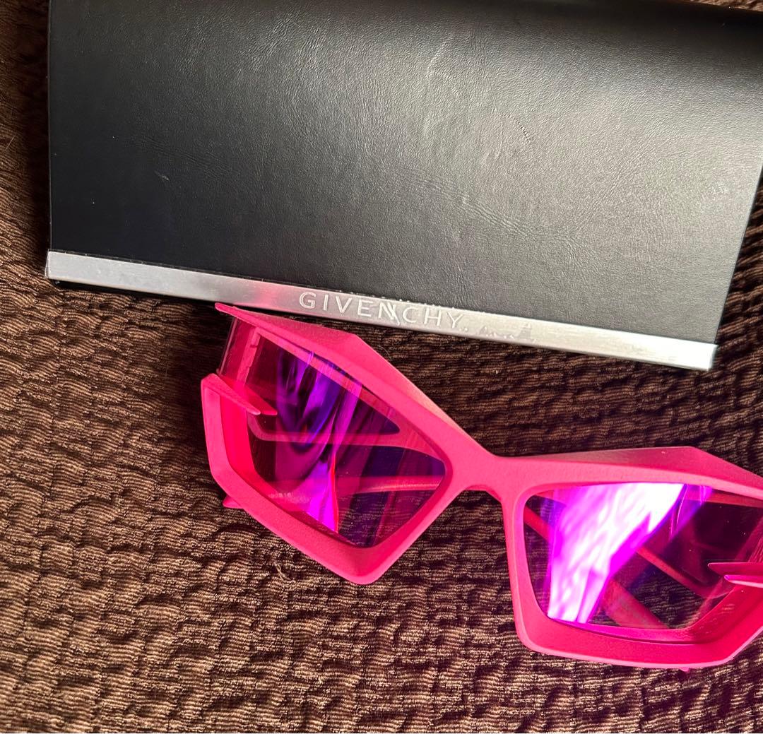GIVENCHY giv cut サングラス　aespa エスパ
