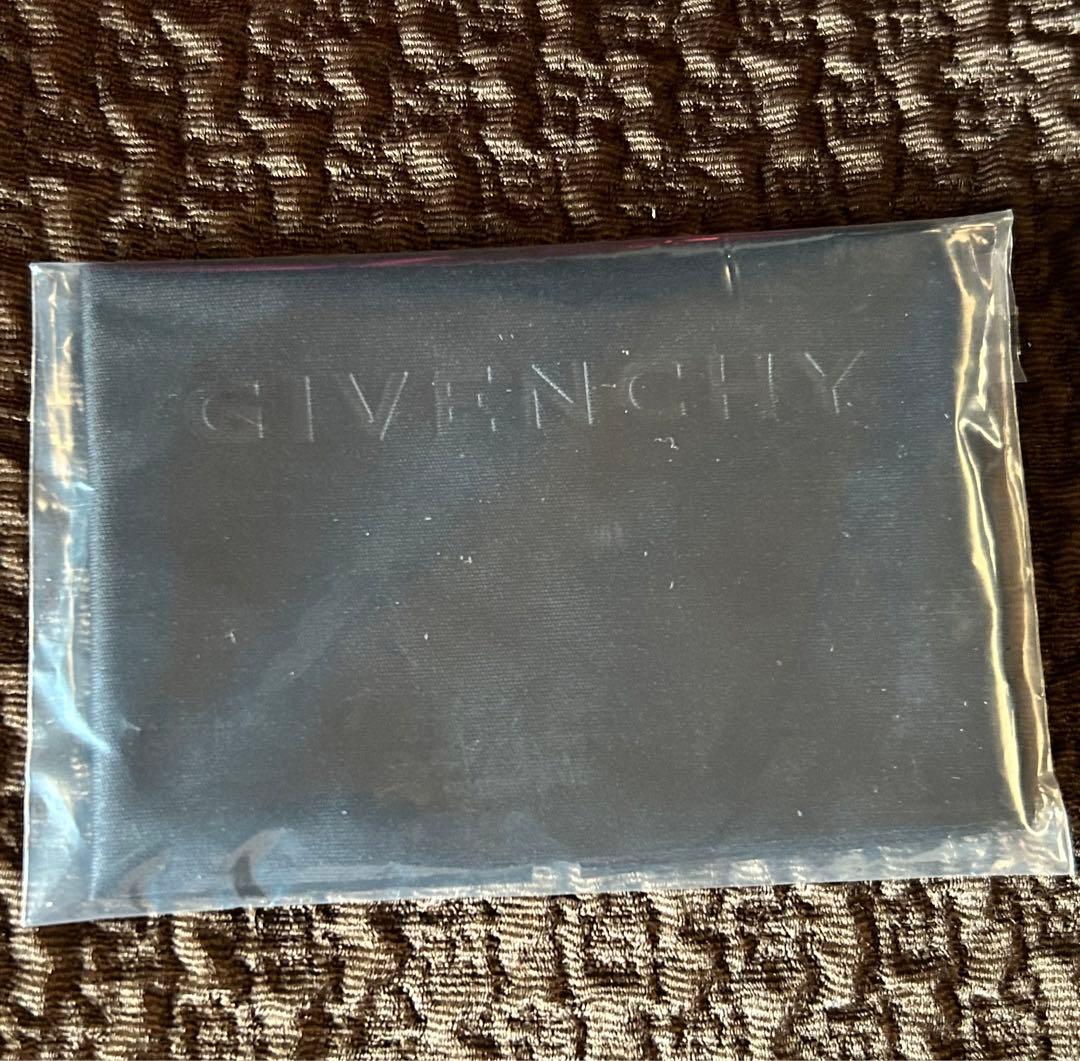 GIVENCHY giv cut サングラス　aespa エスパ