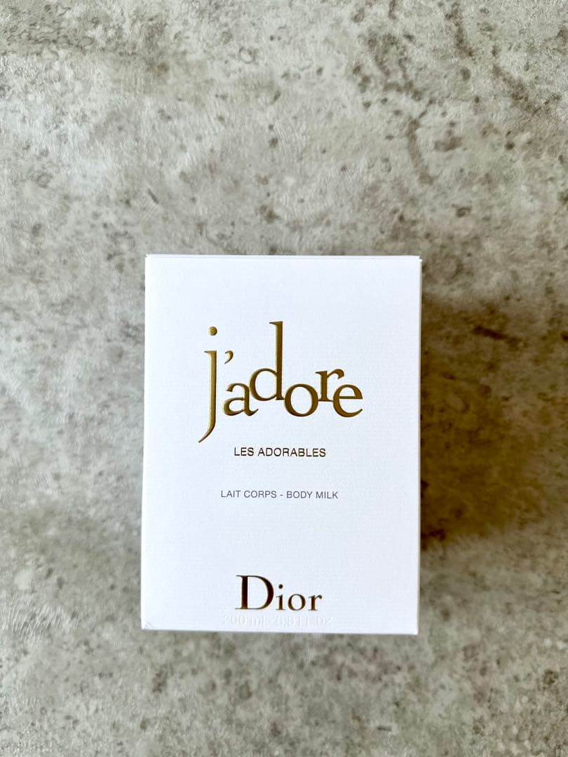 Dior j'adore ボディミルク ショッパー付き