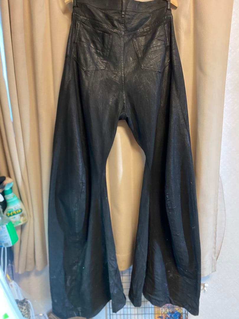 Julius コーティングパンツ