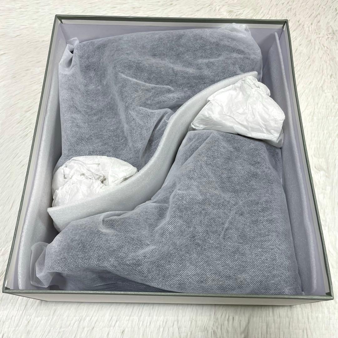 新品未使用品✨定価2.3万　チアキカタギリ　パファーブーツ　23.5cm 厚底