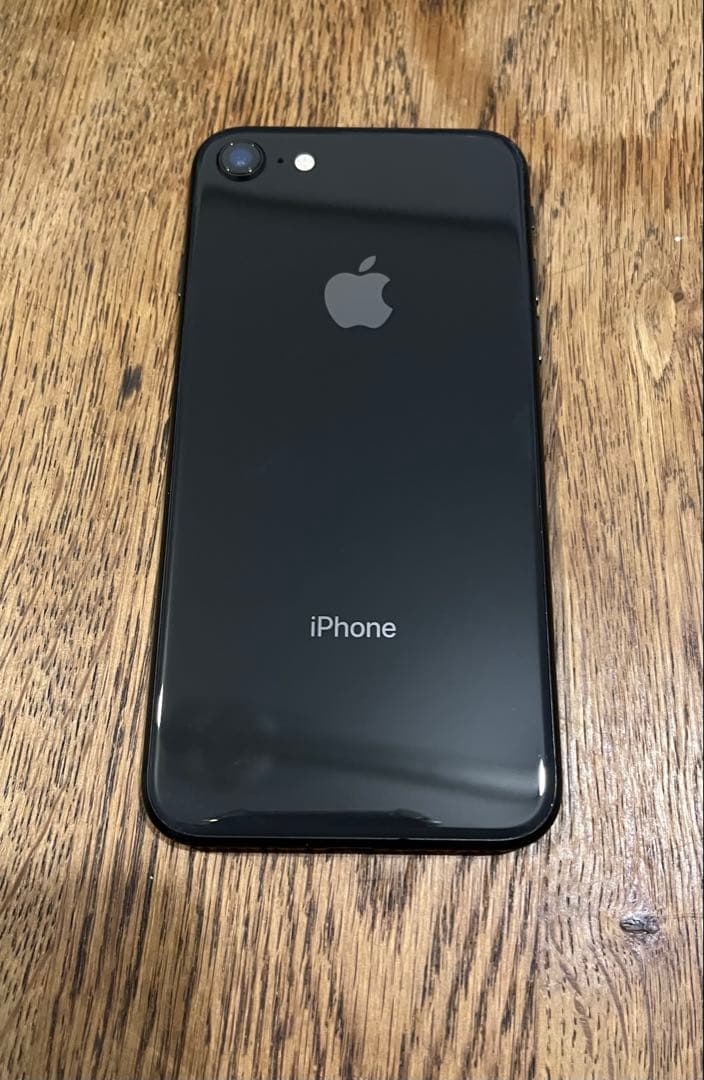 スマートフォン本体 iPhone 8 64GB