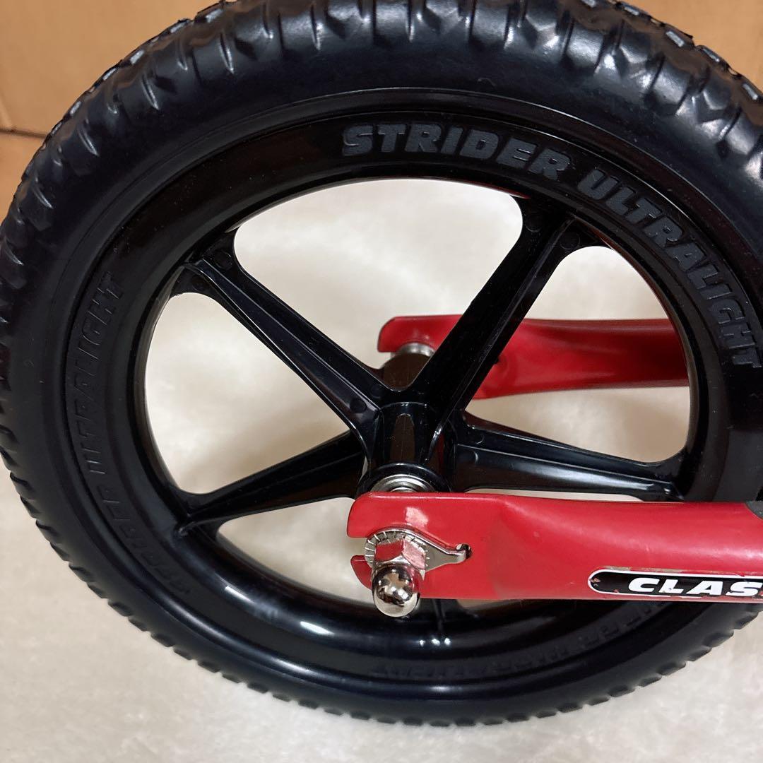 ストライダー　クラシック　STRIDER 12インチ　レッド　日本正規品