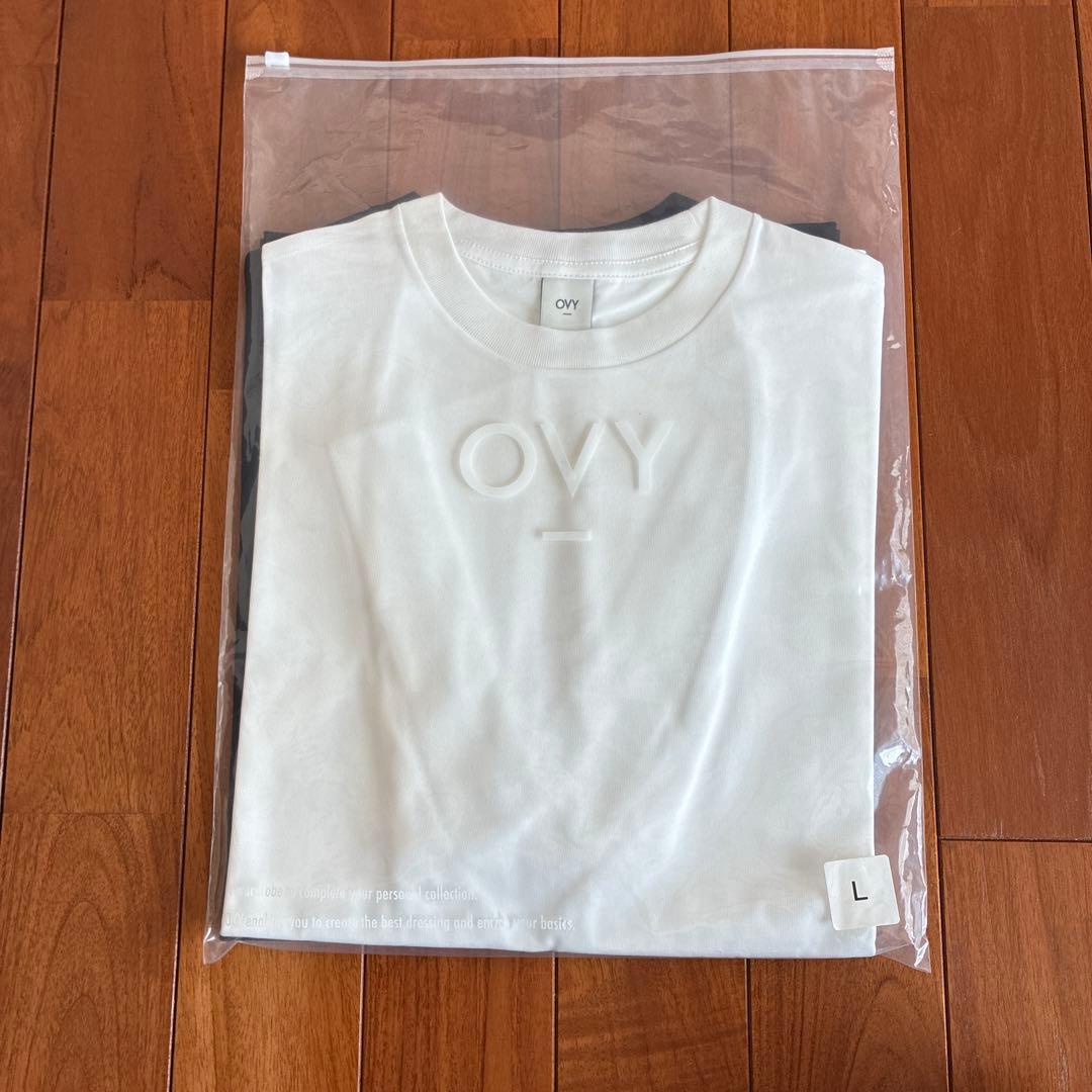 OVY 新品　パックT✴︎ 白黒各一枚ずつ