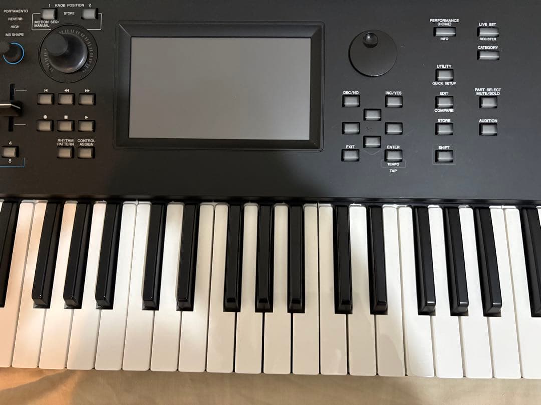 【即購入OK】Yamaha MODX7＋ シンセサイザー