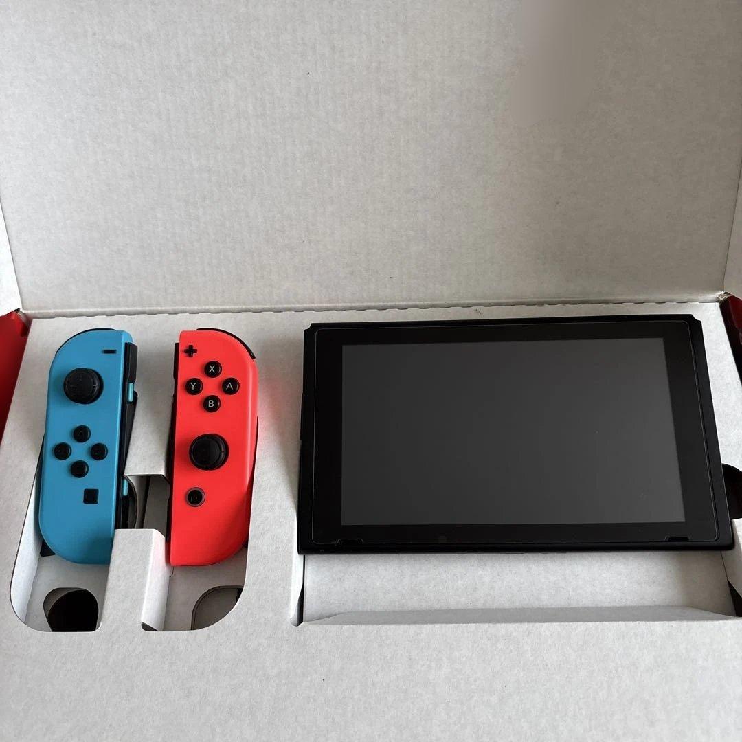 Nintendo Switch 本体 プロコン・充電グリップ•ケース•ソフト3本