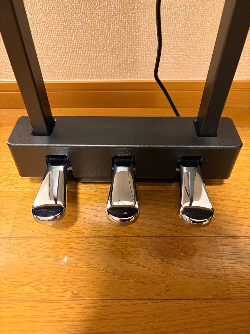 ほぼ新品 YAMAHA P-225 + 純正スタンド・3本ペダル付 動作良好