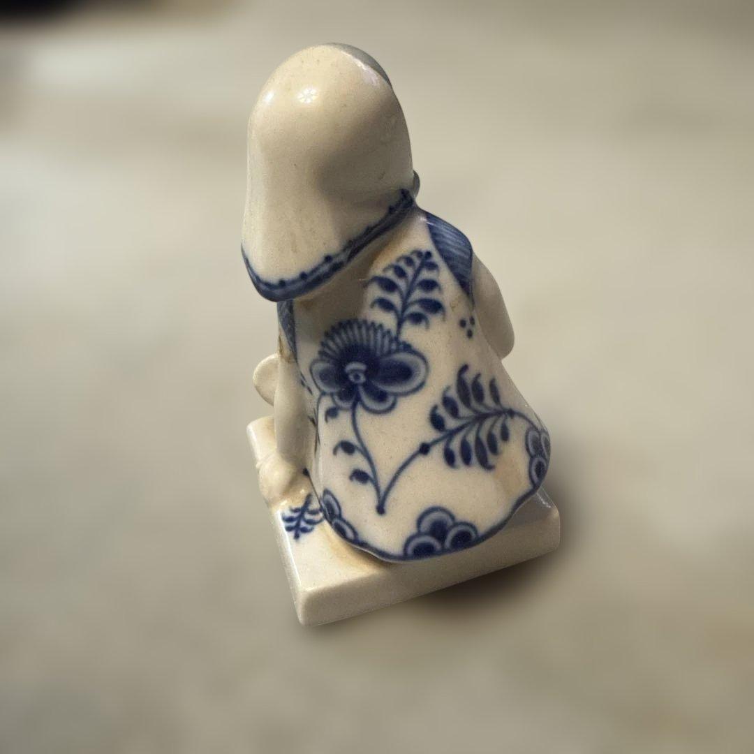   4793 陶器の人形