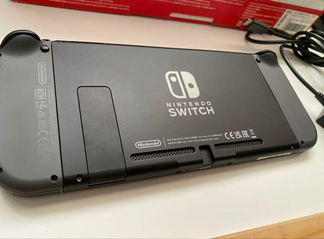 Nintendo Switch 本体　バッテリー強化版