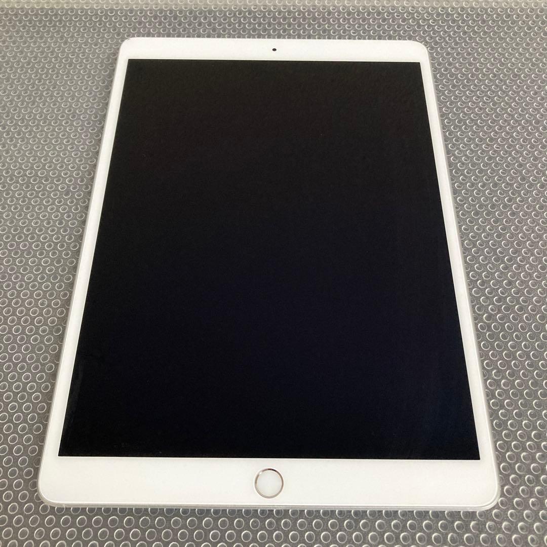 1079【早い者勝ち】電池ほぼ新品☆iPad Air3 64GB SIMフリー☆