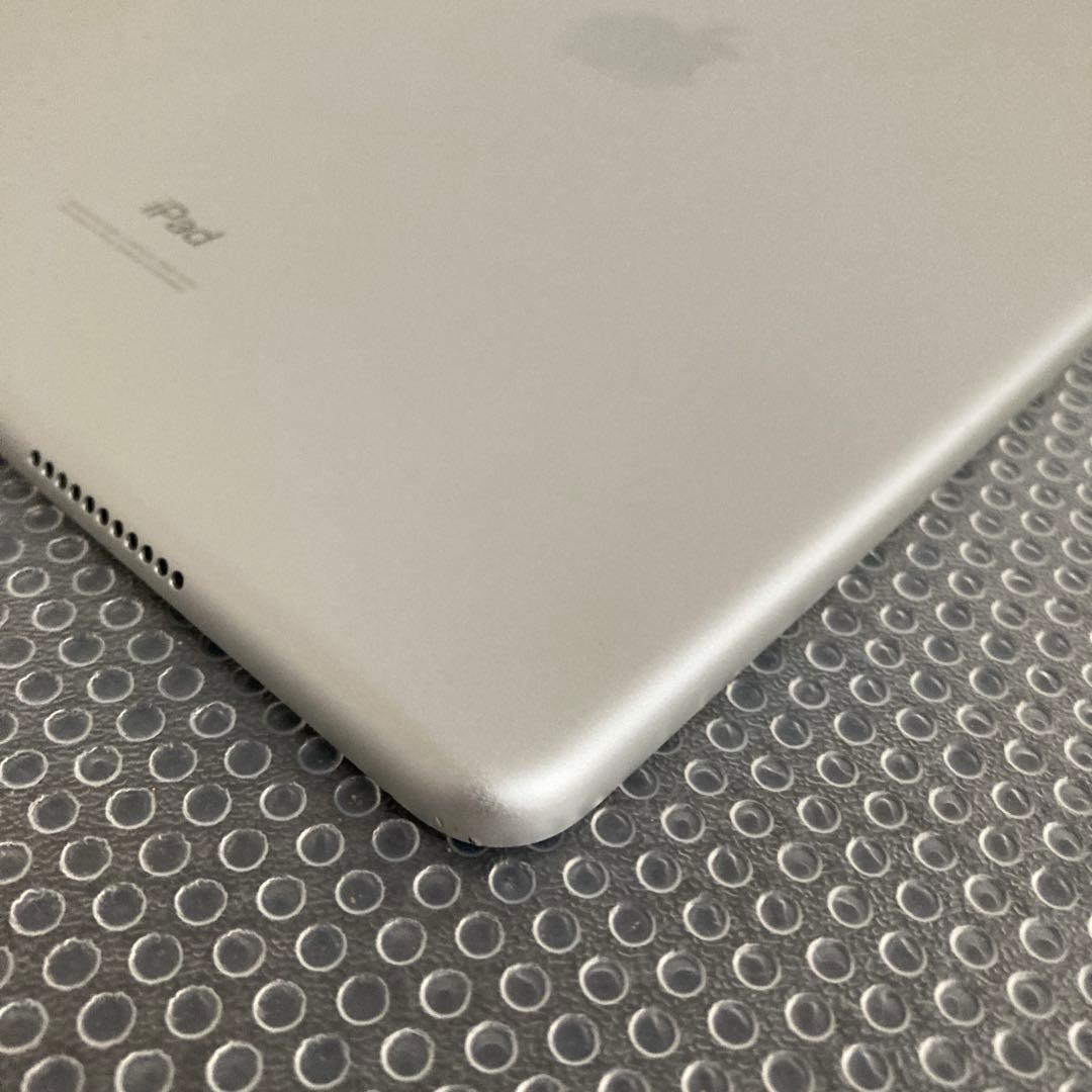 1079【早い者勝ち】電池ほぼ新品☆iPad Air3 64GB SIMフリー☆