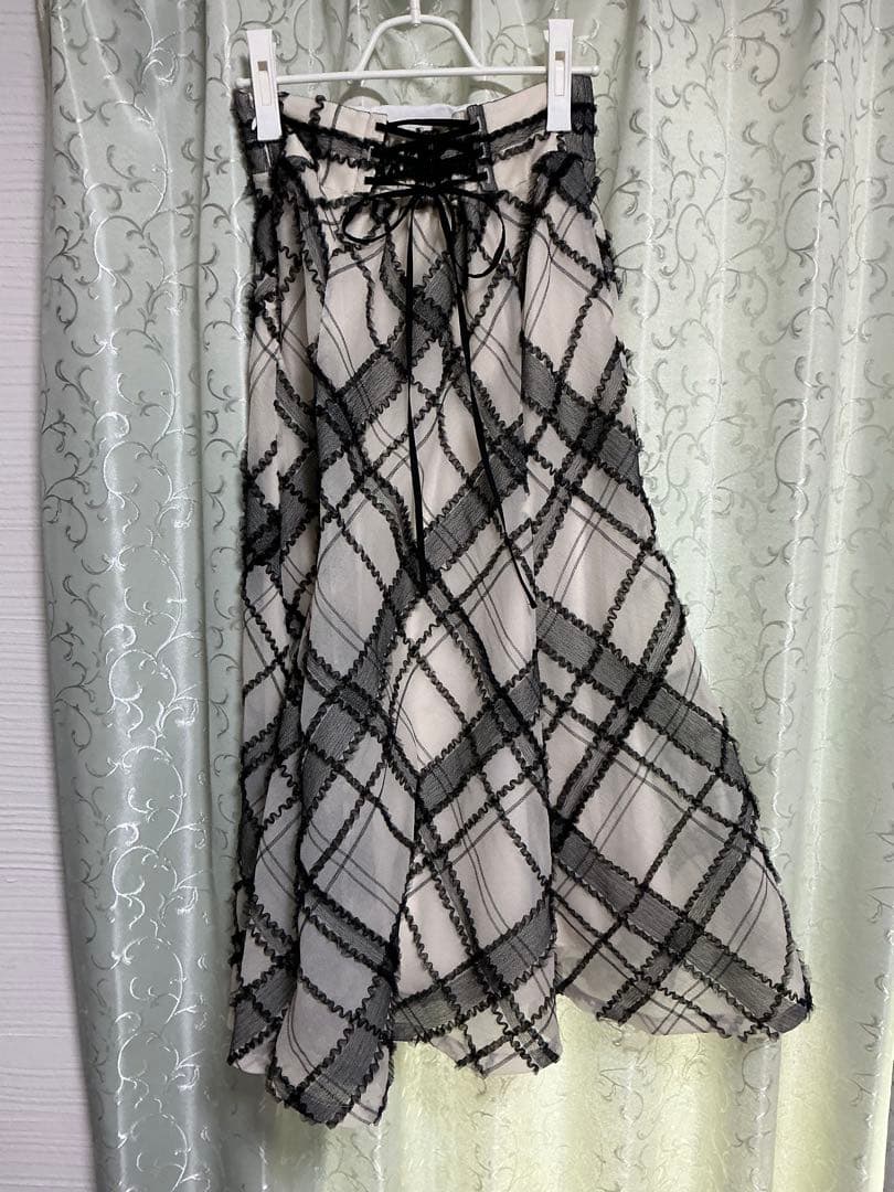 チュールチェック刺繍スカート