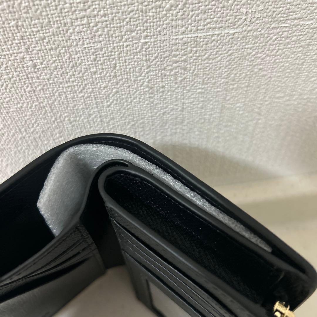 【新品未使用】COACH ブラック 二つ折り財布