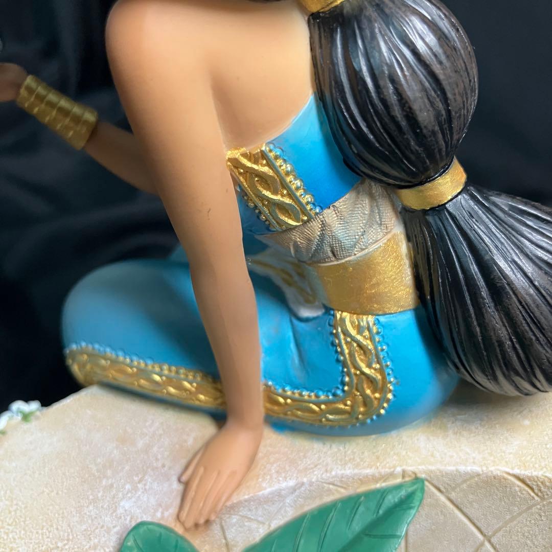 【匿名配送/新品】Disney/エネスコ/アラジン/ジャスミン/フィギュア/置物