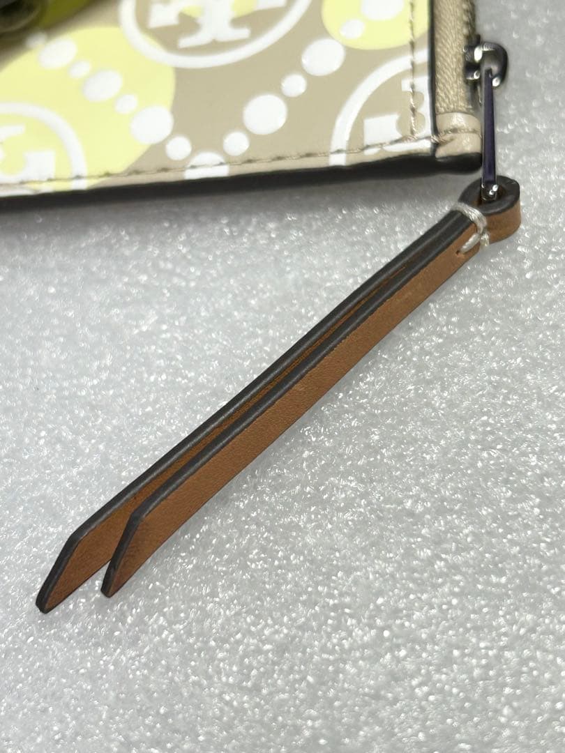 Tory Burch　Tモノグラム ジップミニ財布、カードケース