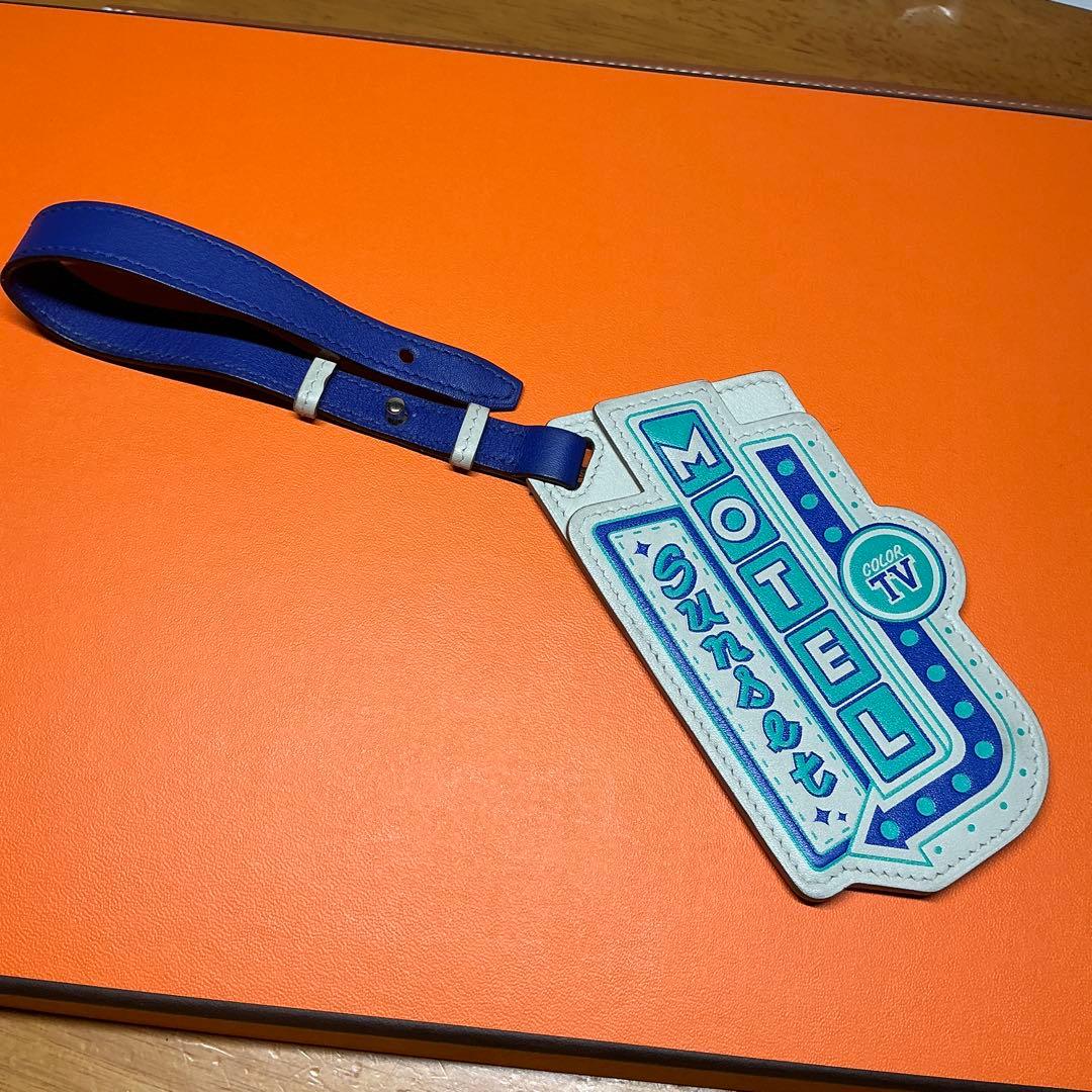 エルメス MOTEL sunset レザー ブルー シルバー金具 ネームタグ
