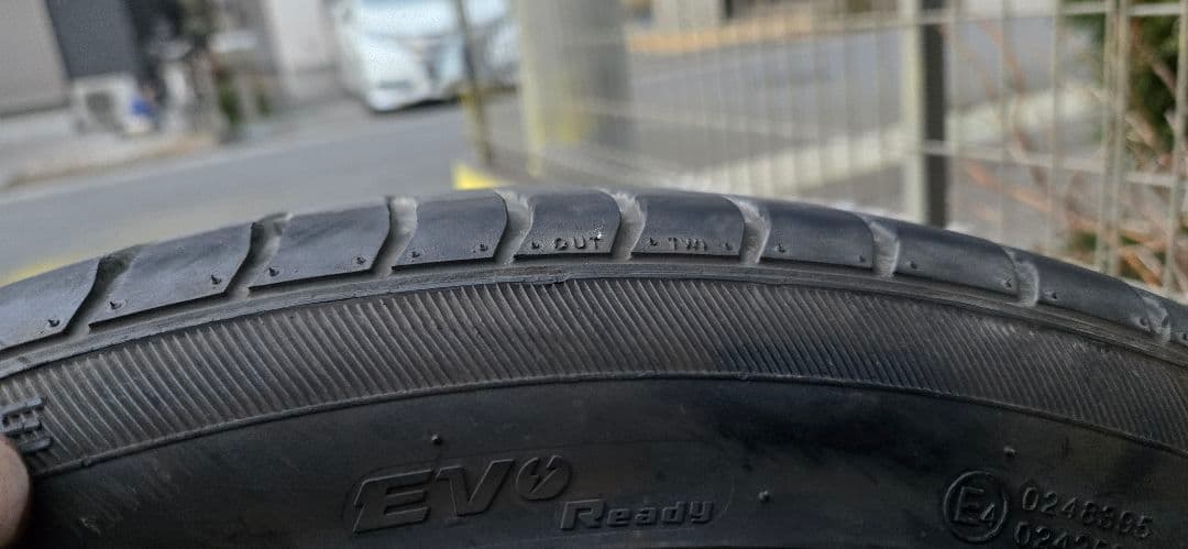 WINRUNウィンラン245/40/R20 2本セット25年製　バリ山送料込み