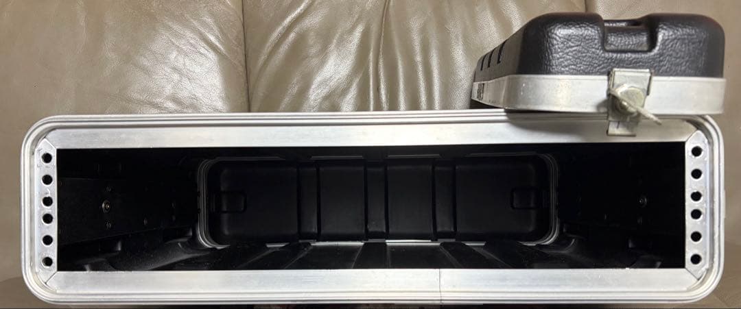【良品】SKB 2U ラックケース