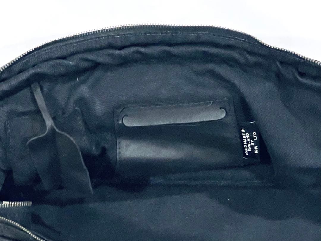 Jas M.B.黒いレザーボストンバッグ