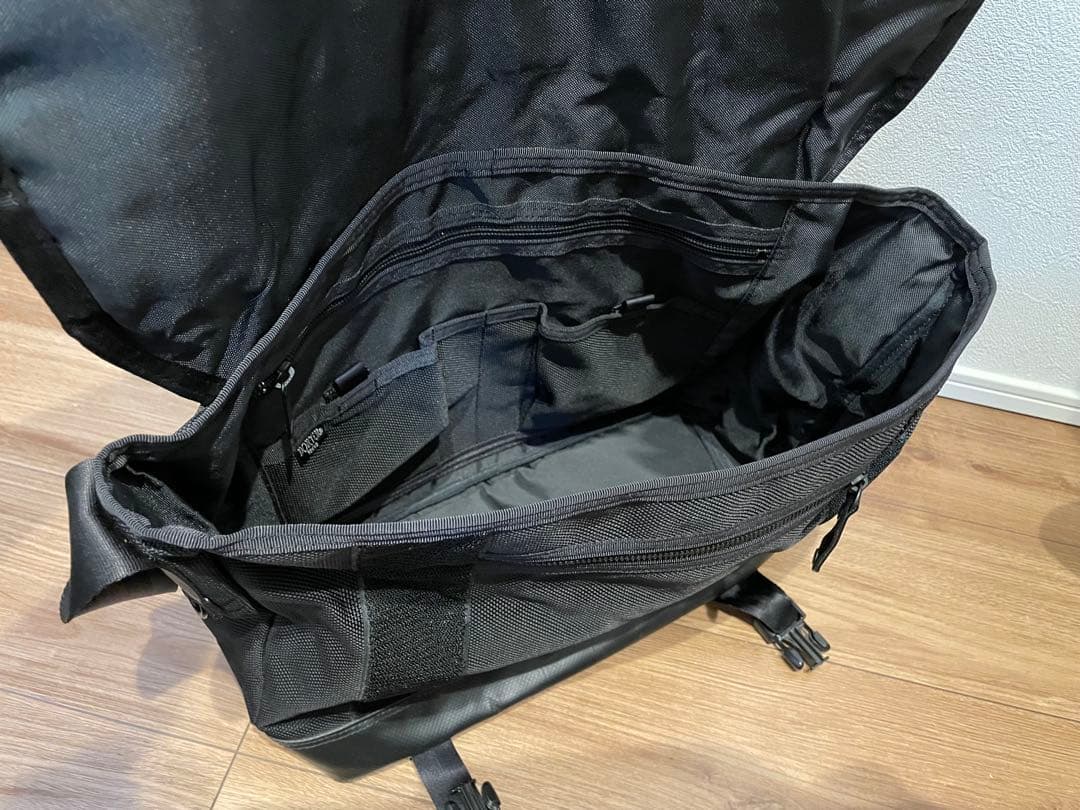 PORTER HEAT ブラック メッセンジャーバッグ L ナイロン製