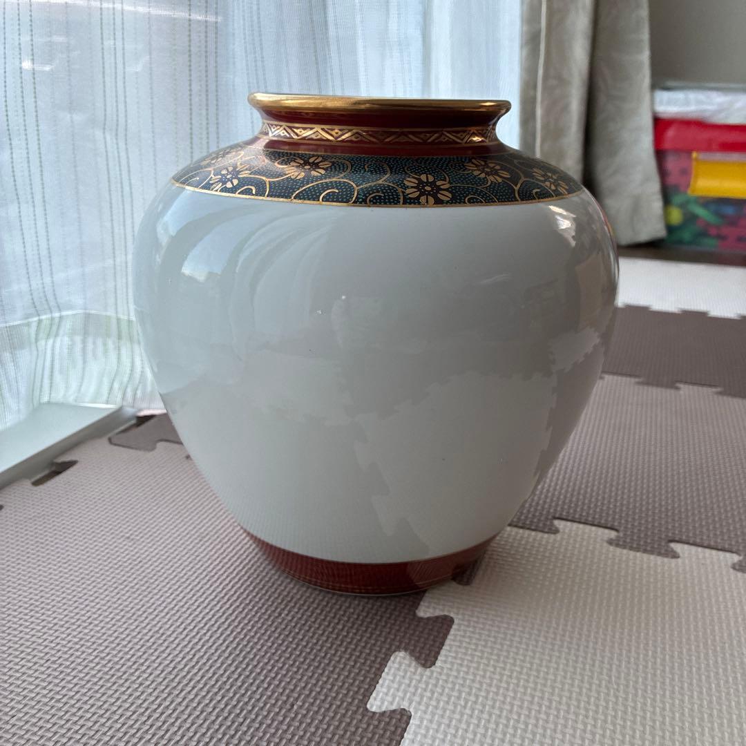 【未使用品】九谷焼　壺　工芸品　木箱入り