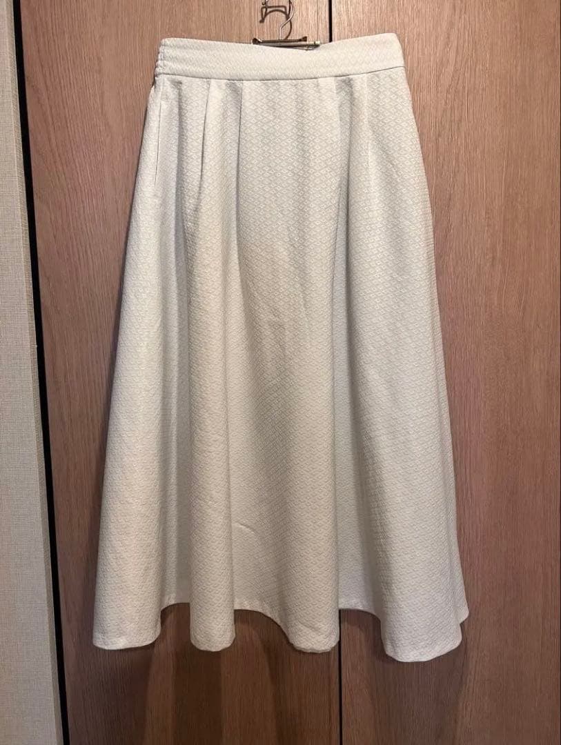 Audire Blooming jacquard skirt スカート　白