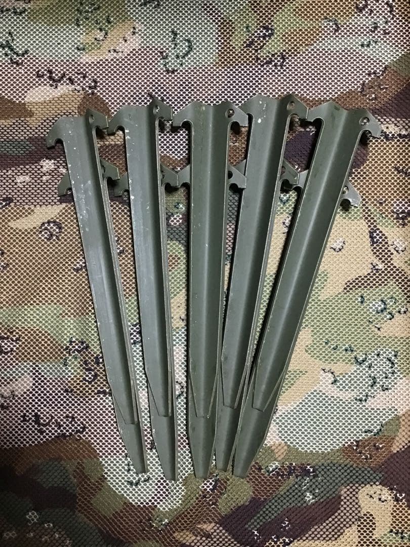 米軍放出品実物　米軍テント用ペグ10本セット中古品