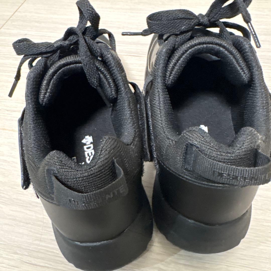極美品#DESCENTEゴルフシューズレディース