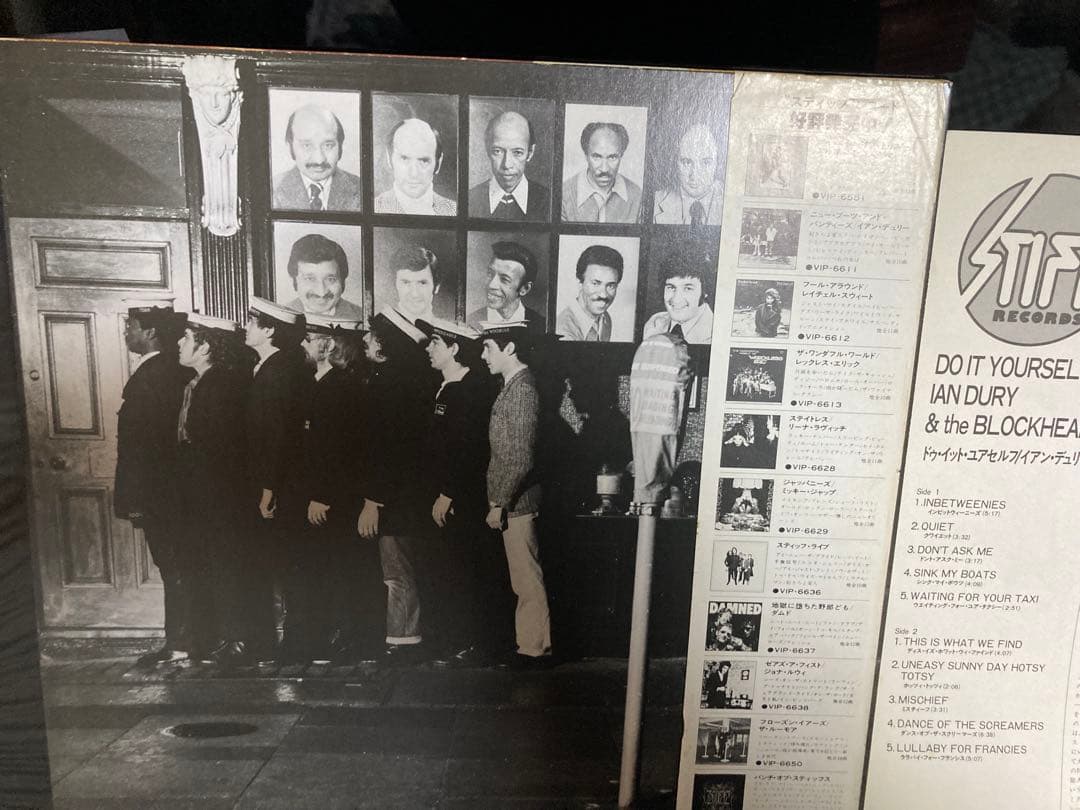 帯付日本盤LP:Ian Dury & the Blockheads Do It