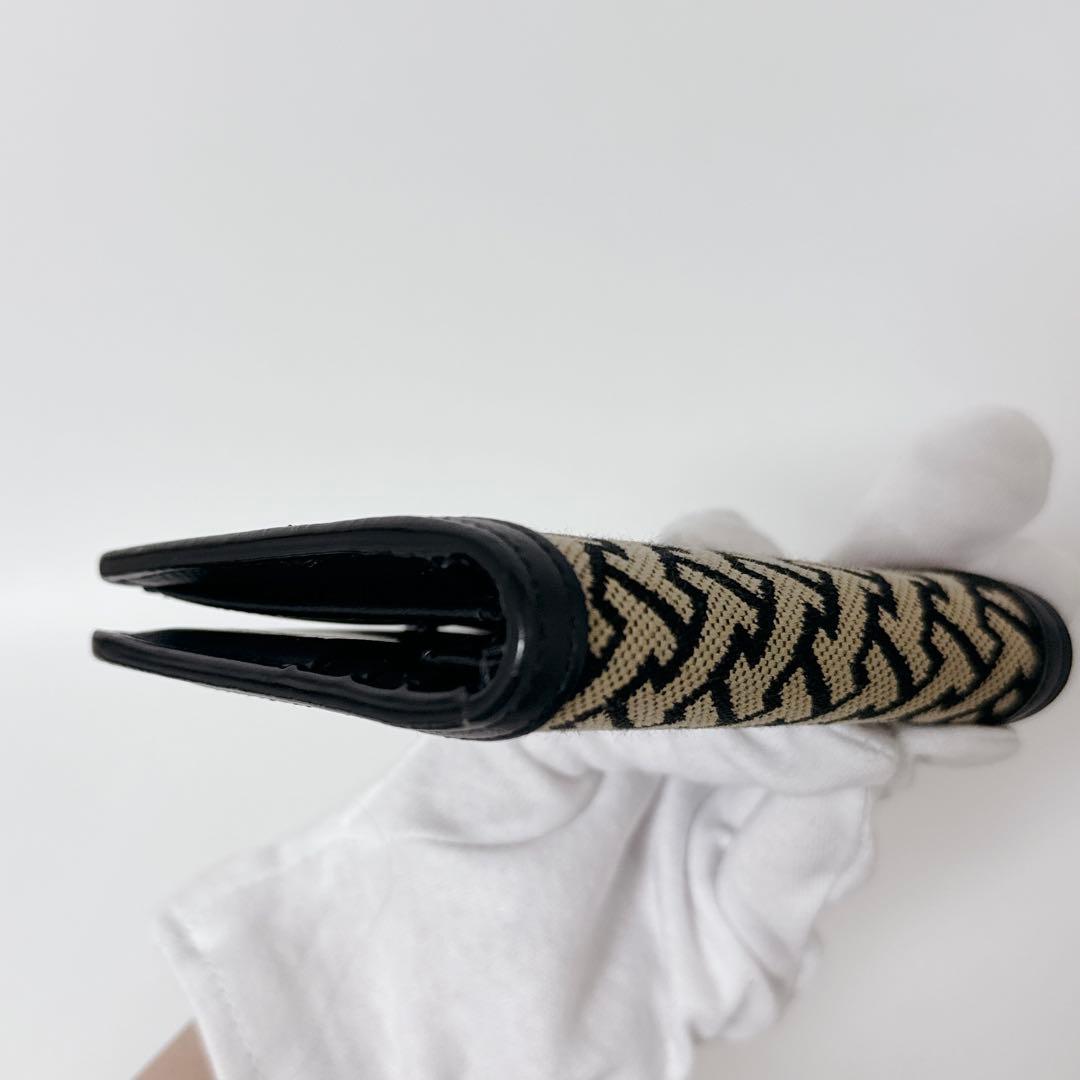 【人気商品】IACUCCI モノグランマ ミニウォレット　レザー　キャンバス