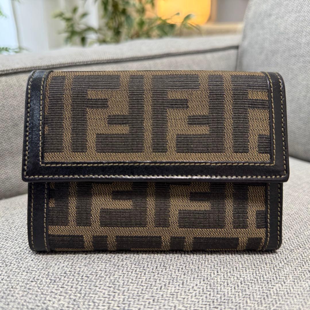 FENDI フェンディ FFズッカ柄 三つ折り財布 ユニセックス