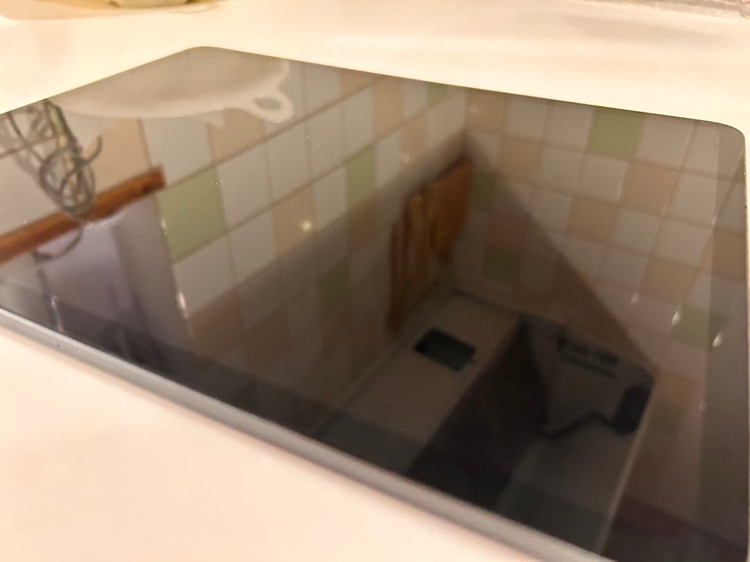 きく　Apple iPad 10.9インチ スペースグレー