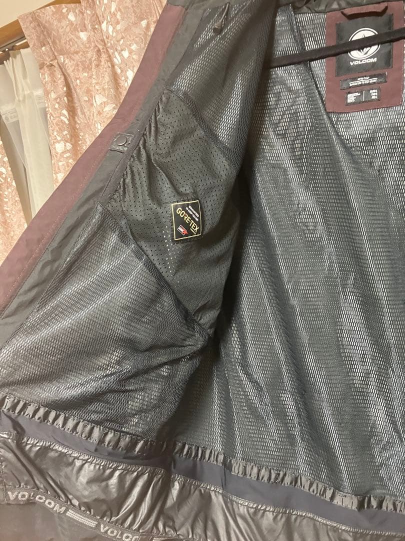 ボルコム　ゴアテックス　L スノボーウェア