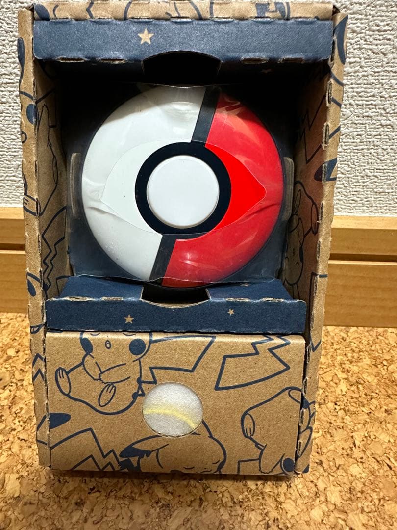 Pokémon GO Plus ポケモンボールデザイン