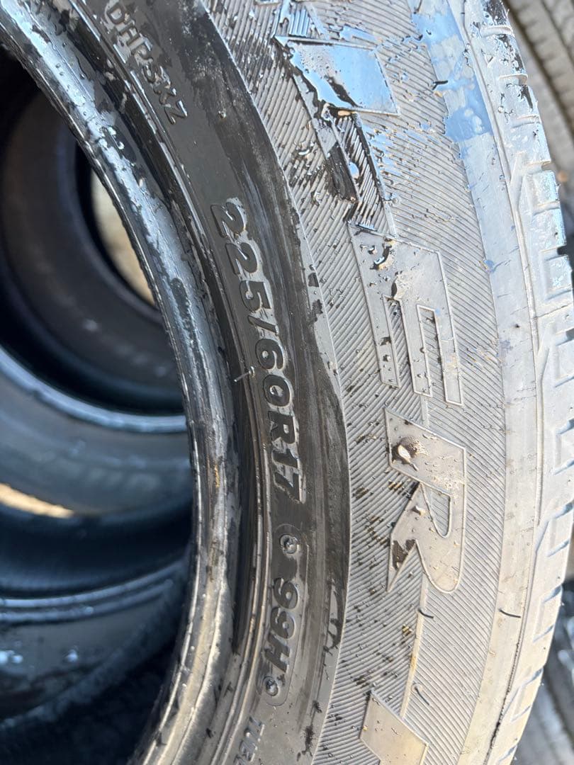 225/60R17 ブリヂストン　デューラー　H/Pスポーツdueler 23年