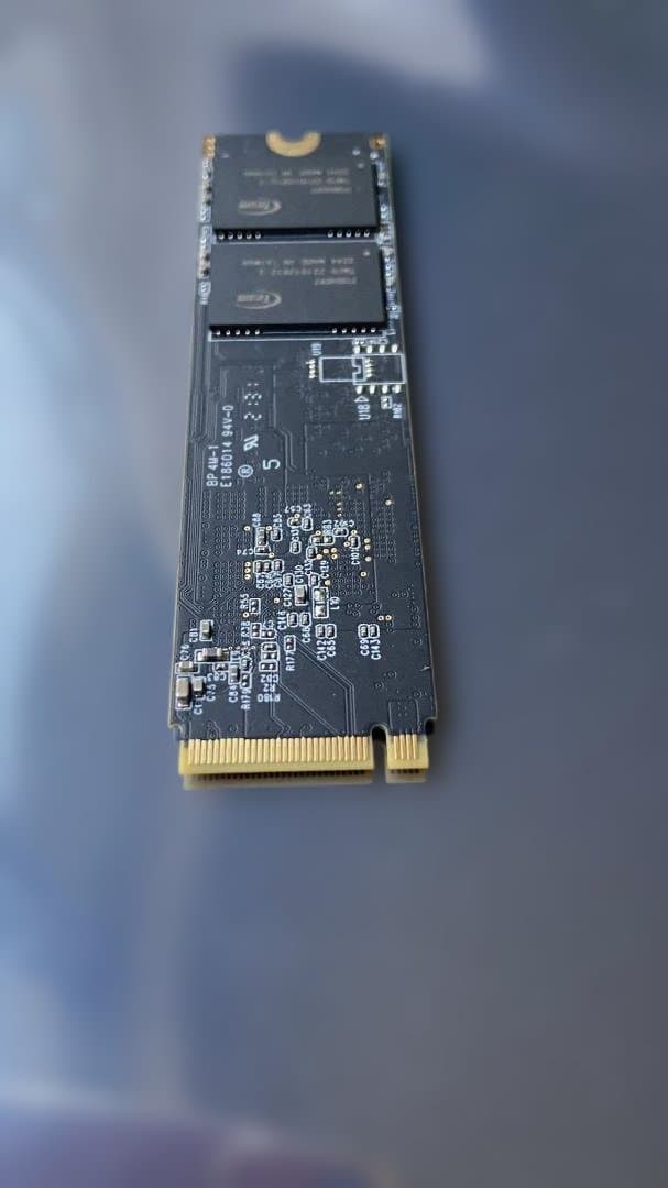 爆速・大容量 Teamgroup 4TB NVMe SSD 2枚 (計8TB)