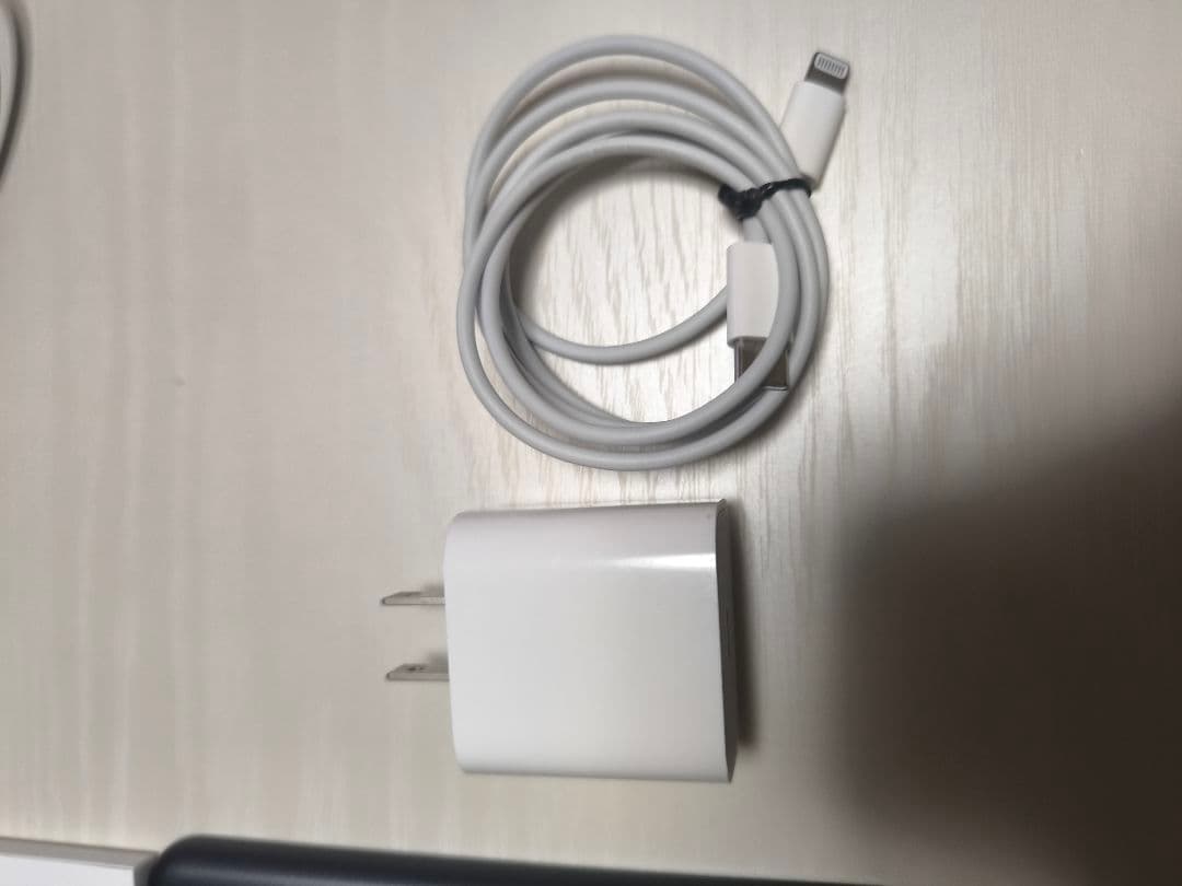 T*h様 iPad　第9世代　256gb