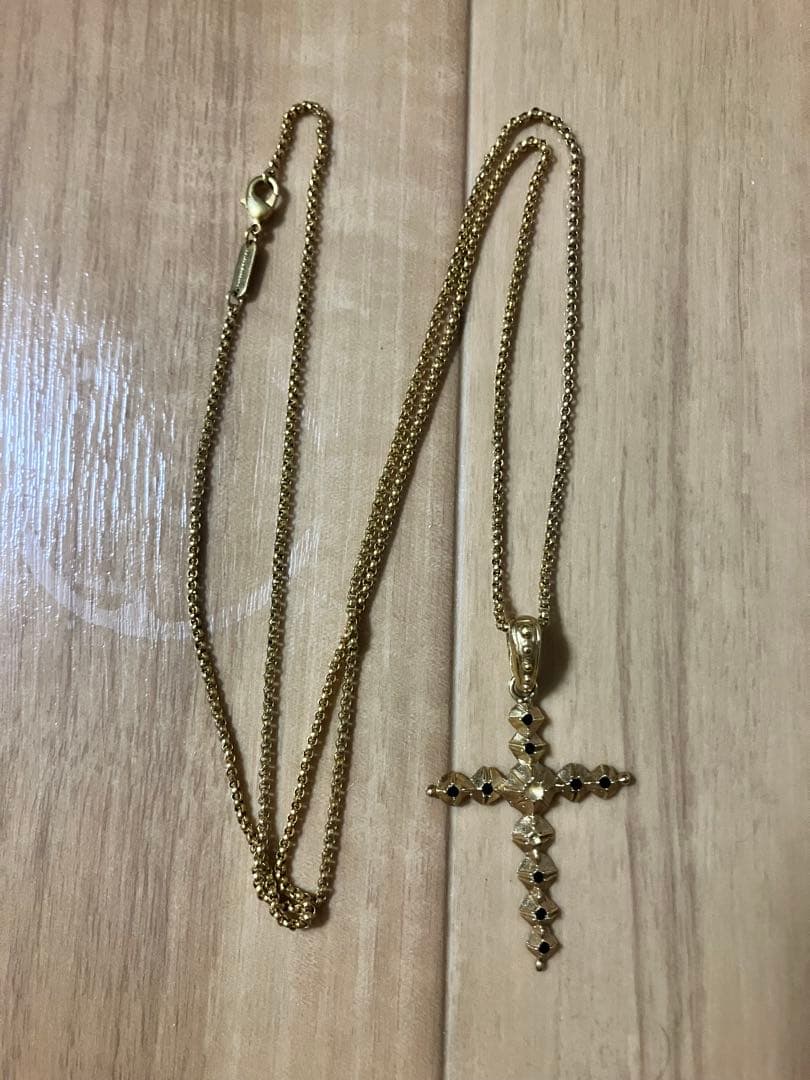 DOLCE & GABBANA ゴールド 十字架 ネックレス❗️