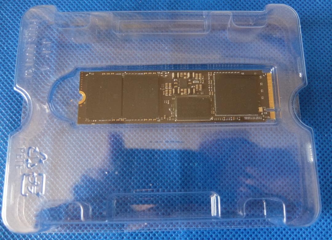 WD_BLACK SN850X NVMe SSD 1TB　（使用時間：251ｈ）
