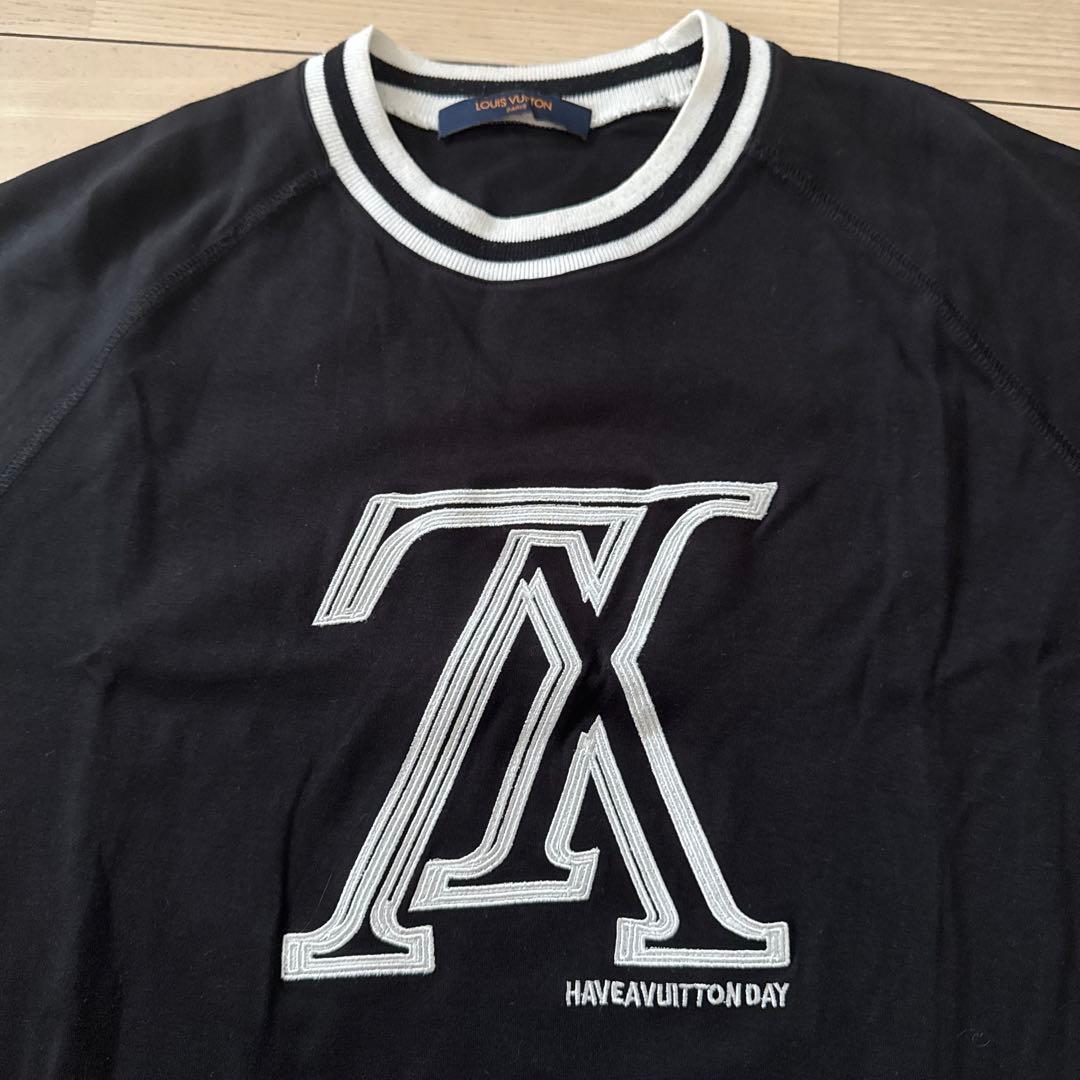 Louis Vuitton ブラック ロゴ刺繍 Tシャツ