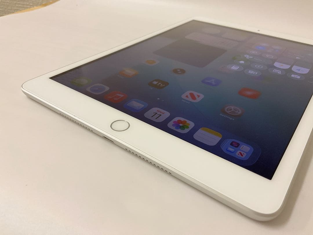 【BT92％】iPad 第8世代 32GB Wifiモデル シルバー