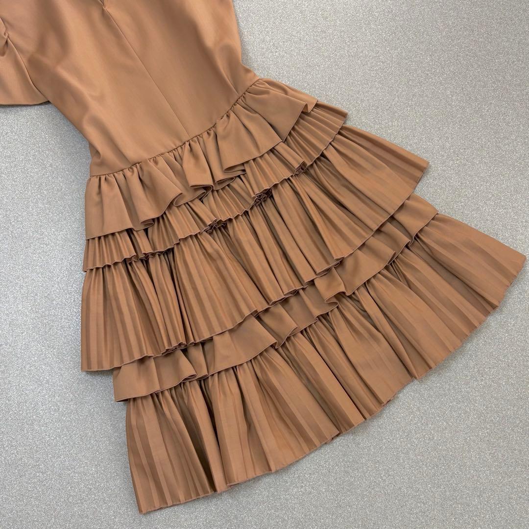 【美品✨バックティアードフリル 】N°21襟付きワンピース ヌメロヴェントゥーノ