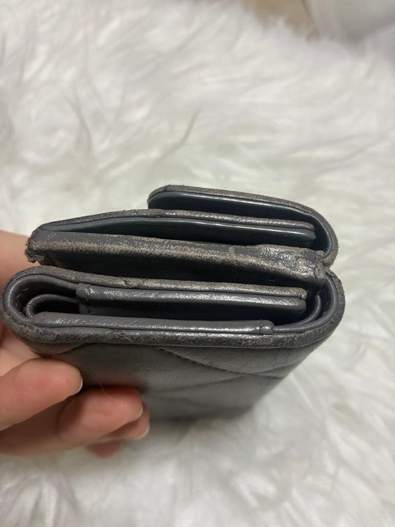 CHANEL マトラッセ 19 三つ折財布