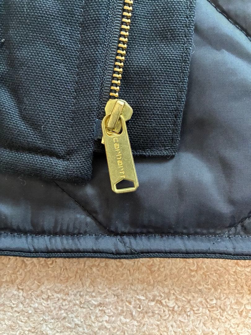 Carhartt カーハート　ダックベスト　ワークウェア　キルティング　ジップ