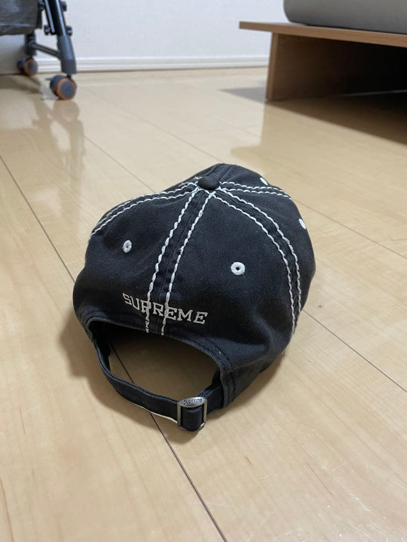 SUPREME ブラックベースボールキャップ