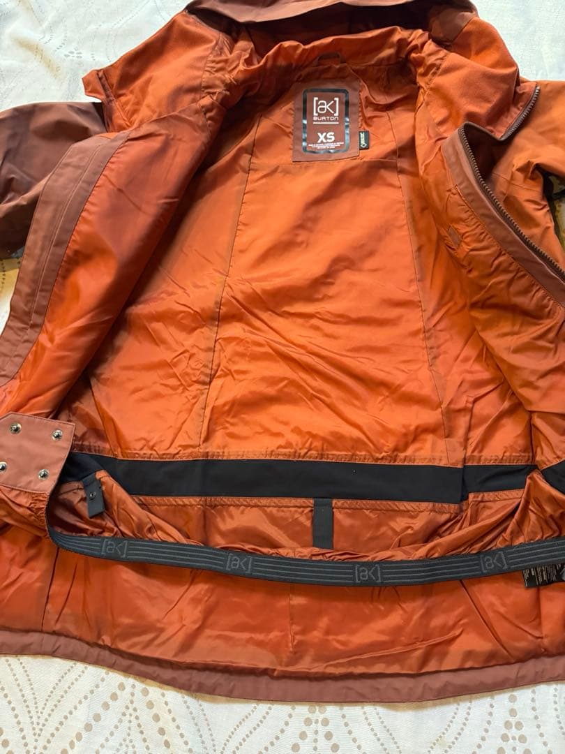 Burton ［ak ］GORE-TEX バートン　ジャケット　ゴアテックス
