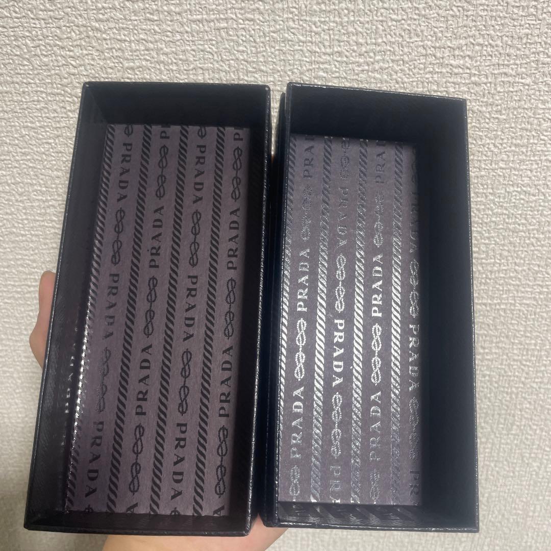 PRADA ブラック　サングラス